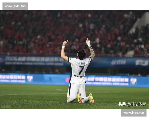 激战全场回顾：揭示本轮足球比赛精彩瞬况与关键比分变化